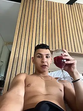 liuscast22 online show from 04.19.26