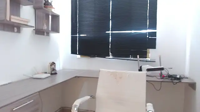 MIYESSI online show from 09.17.25