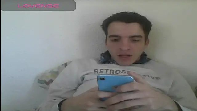 Snapshot of Tombgy07 chatting on 03.18.25 Tombgy07 online show from 03.18.25