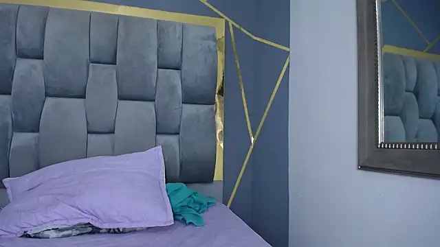 SalommeeT online show from 12.12.24