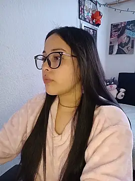 Snapshot of persefone_core chatting on 11.16.25 persefone core online show from 11.16.25