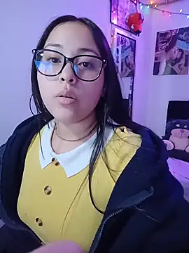 Snapshot of persefone_core chatting on 11.22.25 persefone core online show from 11.22.25