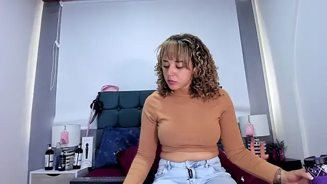 charlott lens online show from 09.23.25