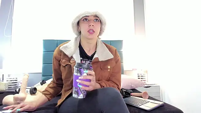 charlott lens online show from 10.16.25