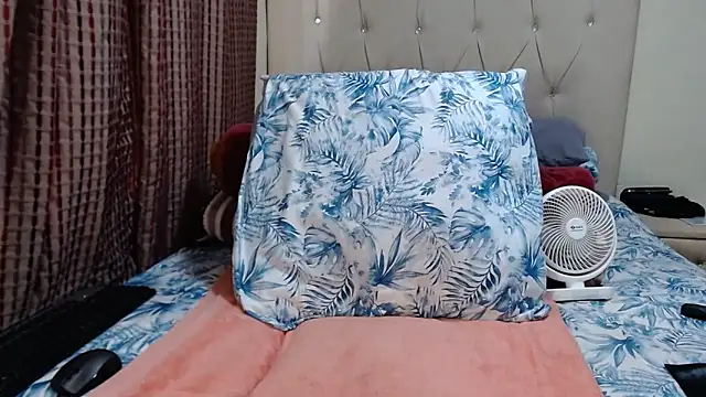 CHOCOLATEDARKBUSTYX online show from 10.09.25