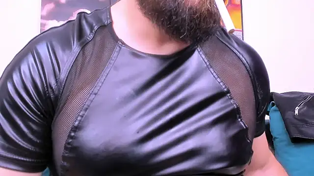 Snapshot of ArmandoSteel4u chatting on 01.22.25 ArmandoSteel4u online show from 01.22.25