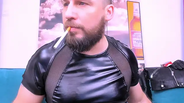 Snapshot of ArmandoSteel4u chatting on 02.15.25 ArmandoSteel4u online show from 02.15.25