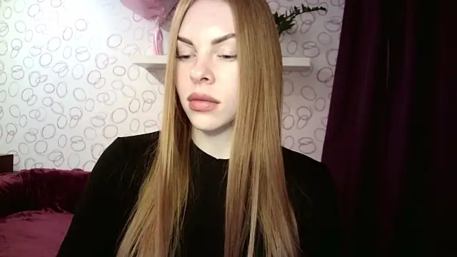 Snapshot of bariellass chatting on 04.01.26 bariellass online show from 04.01.26