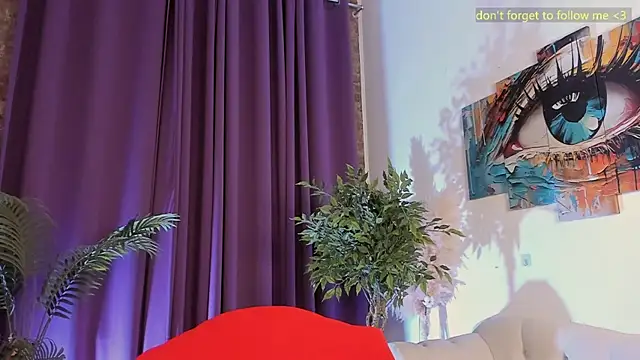 LauraCoy online show from 03.05.26