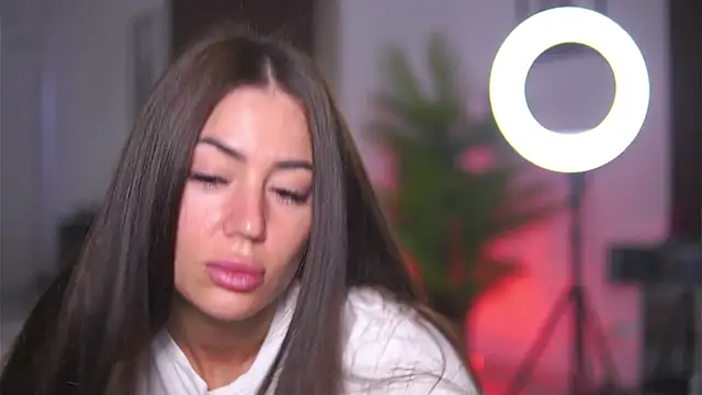 Abbela White online show from 05.12.26
