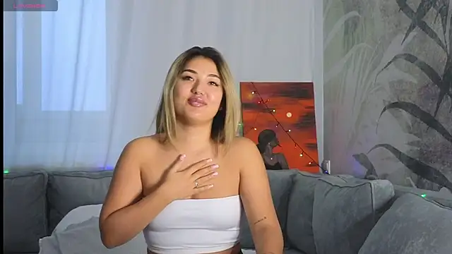 lily  foster online show from 12.29.24