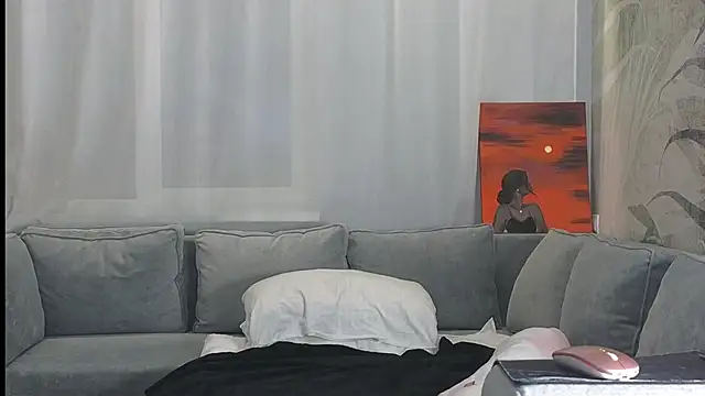 lily  foster online show from 02.15.25