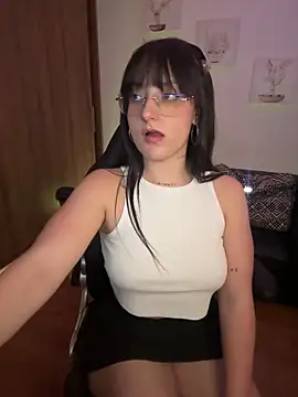 Snapshot of Megan_lu2 chatting on 01.14.25 Megan lu2 online show from 01.14.25