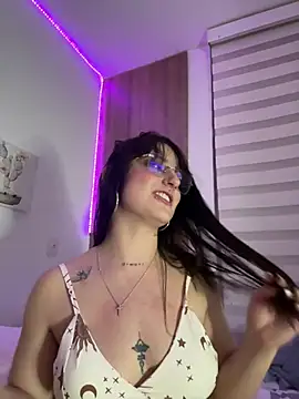 Snapshot of Megan_lu2 chatting on 02.08.25 Megan lu2 online show from 02.08.25