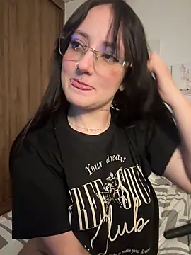 Snapshot of Megan_lu2 chatting on 02.11.25 Megan lu2 online show from 02.11.25