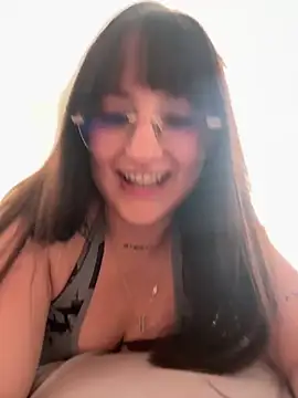 Snapshot of Megan_lu2 chatting on 02.26.25 Megan lu2 online show from 02.26.25