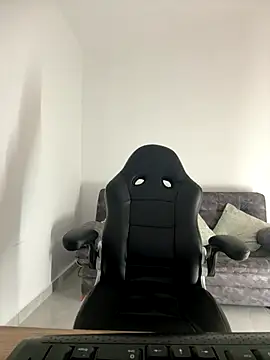 Snapshot of Megan_lu2 chatting on 09.08.25 Megan lu2 online show from 09.08.25