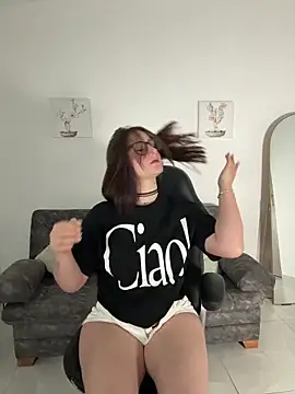 Snapshot of Megan_lu2 chatting on 11.27.25 Megan lu2 online show from 11.27.25