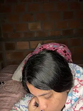 moncerrat luna online show from 02.07.25