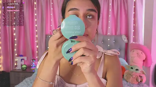 Emiily Scott1 online show from 01.31.25