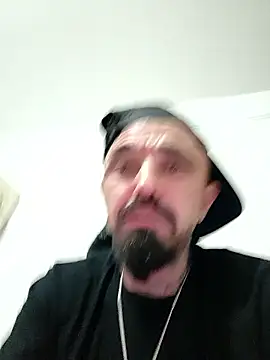 Snapshot of erbod_Johnny chatting on 01.14.26 erbod Johnny online show from 01.14.26