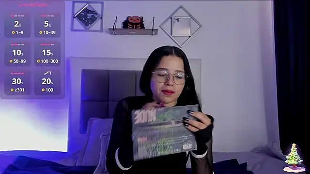 aliice walker  online show from 01.14.25