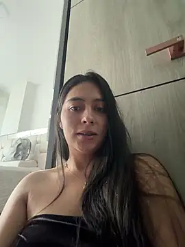 Sophie  Foxxx online show from 04.20.26