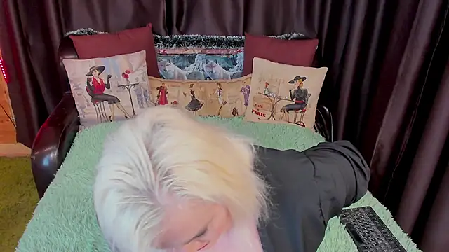 stiphlermom online show from 12.30.24