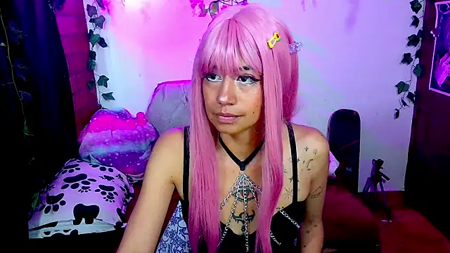 Roxanbunny1 online show from 12.04.25