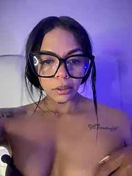 Charly  online show from 10.15.25