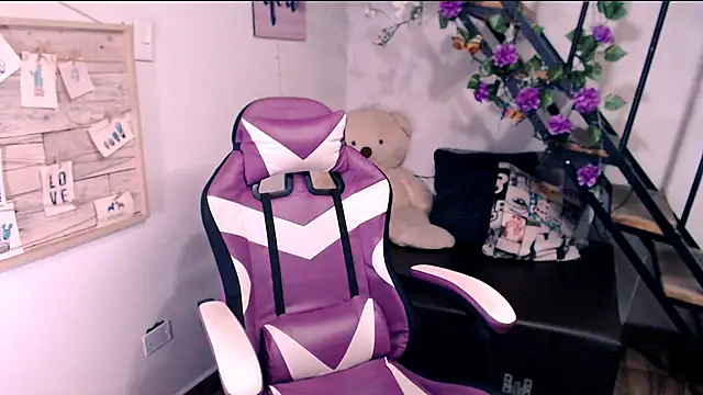 samantha baby  online show from 07.07.26
