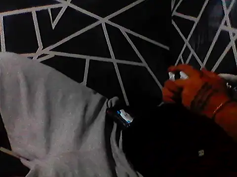 Snapshot of VikinggsSex chatting on 11.23.25 VikinggsSex online show from 11.23.25