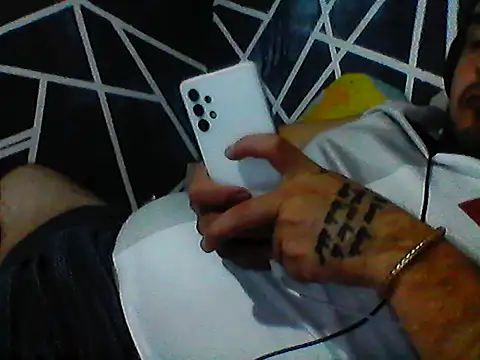 Snapshot of VikinggsSex chatting on 12.15.25 VikinggsSex online show from 12.15.25