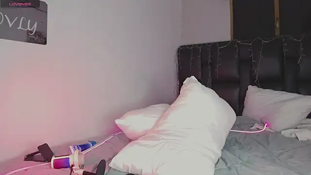 Snapshot of Lovely_Janeth chatting on 01.14.25 Lovely Janeth online show from 01.14.25