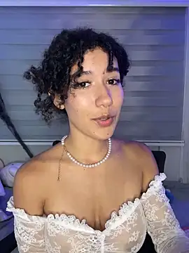 Snapshot of Lovely_Janeth chatting on 10.10.25 Lovely Janeth online show from 10.10.25