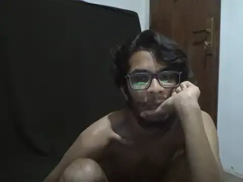 Snapshot of kushan_Madu chatting on 12.28.24 kushan Madu online show from 12.28.24