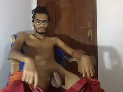 Snapshot of kushan_Madu chatting on 02.15.25 kushan Madu online show from 02.15.25