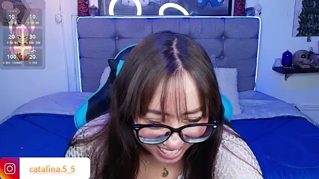 Snapshot of Kata_Bigboobs chatting on 06.04.26 Kata Bigboobs online show from 06.04.26