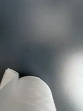 Snapshot of alieno27 chatting on 04.08.26 alieno27 online show from 04.08.26