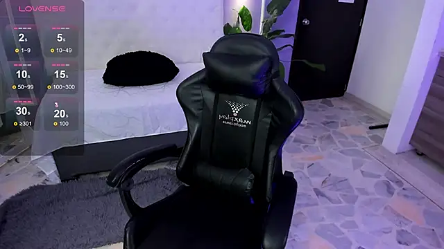 martinasaez online show from 12.13.25