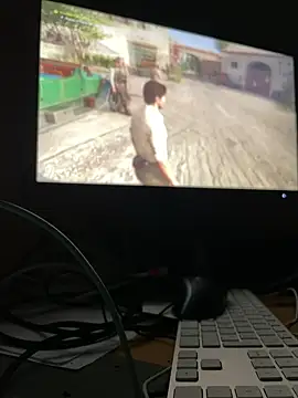 Snapshot of la_chiennete chatting on 09.09.25 la chiennete online show from 09.09.25