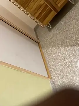 Snapshot of la_chiennete chatting on 09.10.25 la chiennete online show from 09.10.25