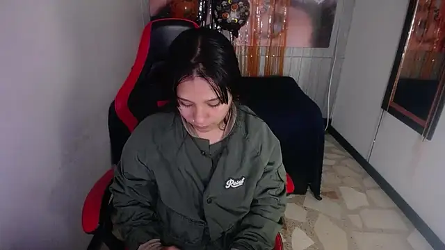 Charis 21 online show from 11.02.25