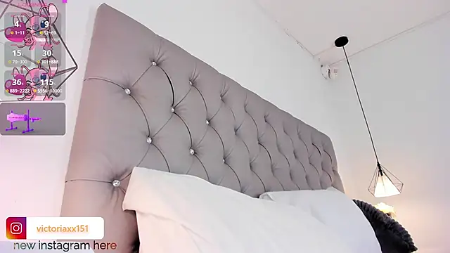 Victoriaxx  online show from 01.04.25