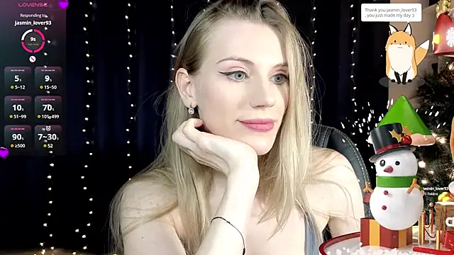 Snapshot of Lilianna_Just chatting on 12.30.24 Lilianna Just online show from 12.30.24