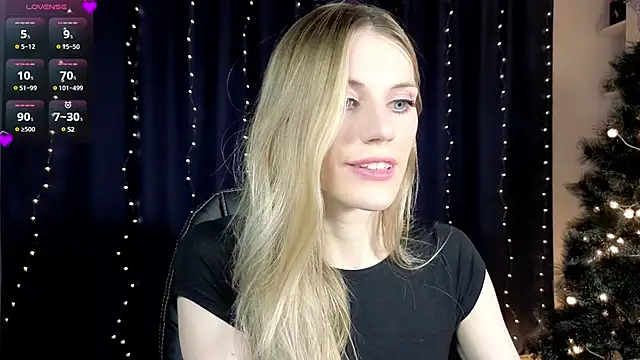 Snapshot of Lilianna_Just chatting on 12.31.24 Lilianna Just online show from 12.31.24