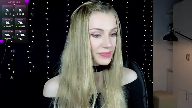 Snapshot of Lilianna_Just chatting on 02.25.25 Lilianna Just online show from 02.25.25