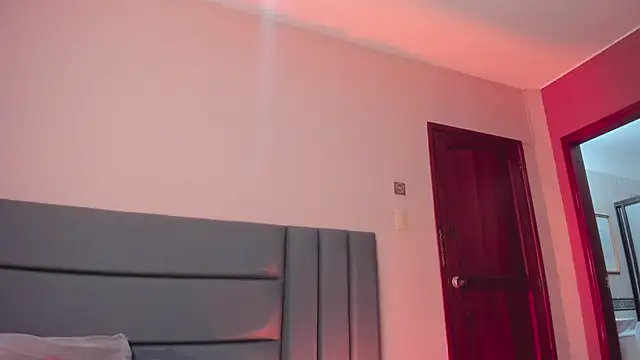 NoraDasilva online show from 02.22.25