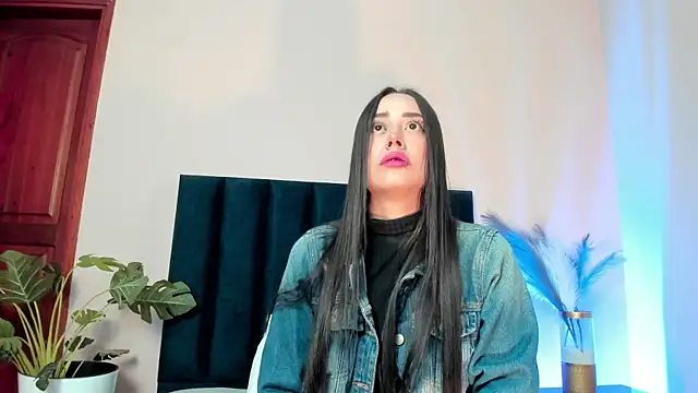 NoraDasilva online show from 01.10.26