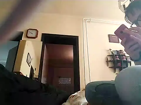 Snapshot of popperspair chatting on 01.29.25 popperspair online show from 01.29.25